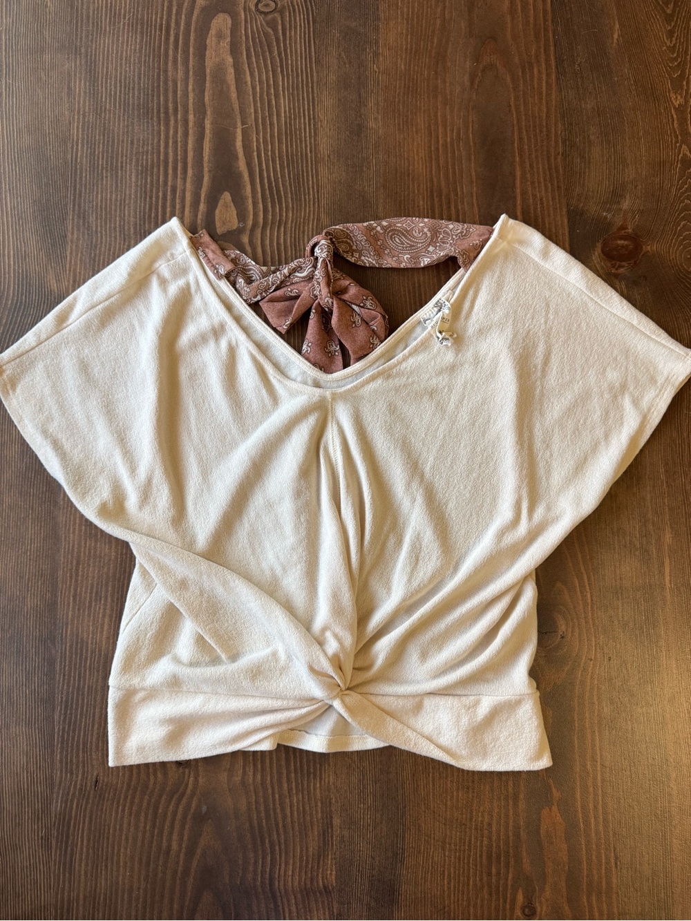 Blu Pepper Cream Twist-Front Short Sleeve Top